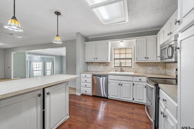 16680 State Highway 64 E, Tyler, TX 75707