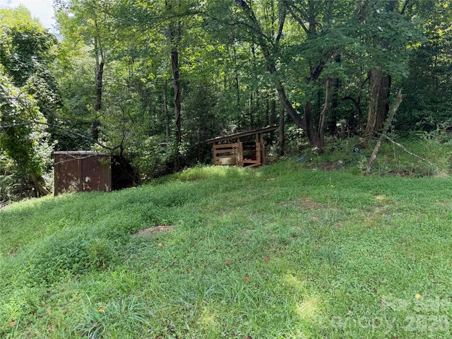 5022 Old NC 18 Highway, Connelly Springs, NC 28612