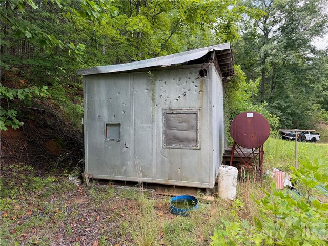 5022 Old NC 18 Highway, Connelly Springs, NC 28612