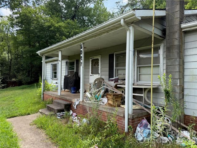 5022 Old NC 18 Highway, Connelly Springs, NC 28612