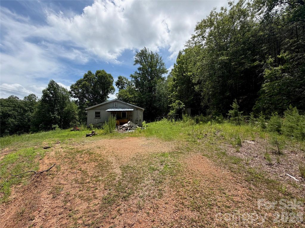 5022 Old NC 18 Highway, Connelly Springs, NC 28612
