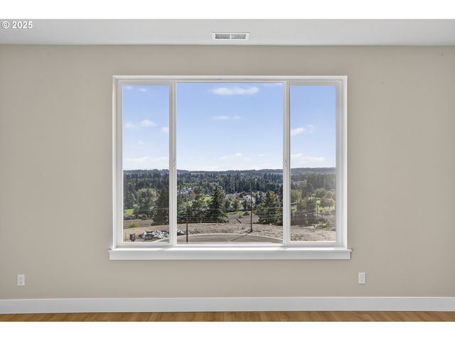 12188 Sw Autumnview St, Tigard, OR 97224