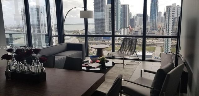 1600 NE 1st Avenue 2706, Miami, FL 33132