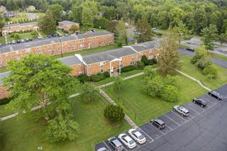 136 N Chestnut Street 11B, New Paltz, NY 12561