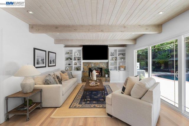 3081 Oakraider Dr, Alamo, CA 94507