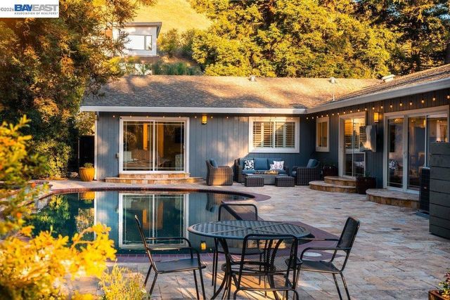 3081 Oakraider Dr, Alamo, CA 94507