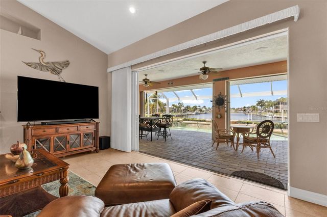 1801 MAGDALINA DRIVE, Punta Gorda, FL 33950