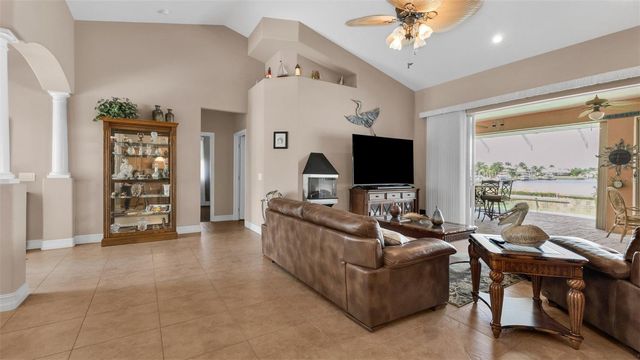 1801 MAGDALINA DRIVE, Punta Gorda, FL 33950