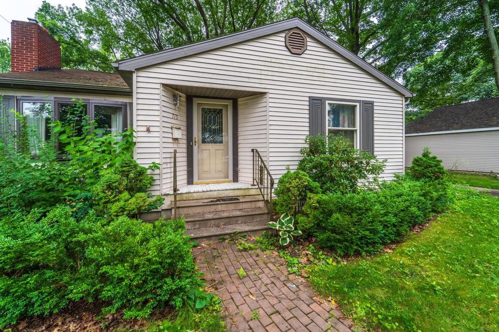 715 FLEMING STREET, Wausau, WI 54403