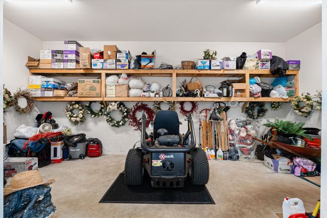 8487 Del Thomas Rd, Smyrna, TN 37167