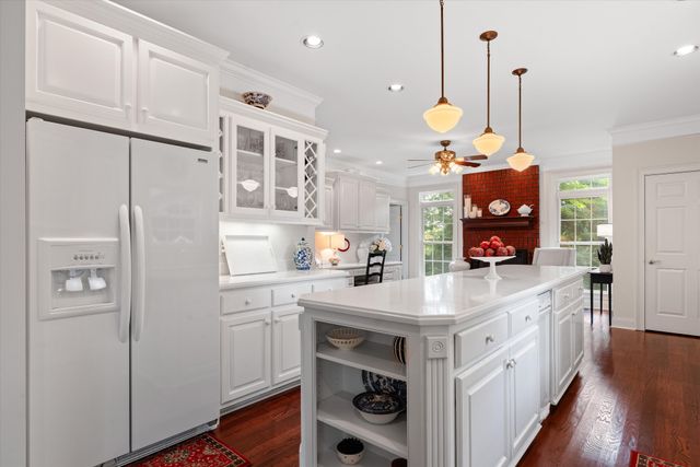 8487 Del Thomas Rd, Smyrna, TN 37167
