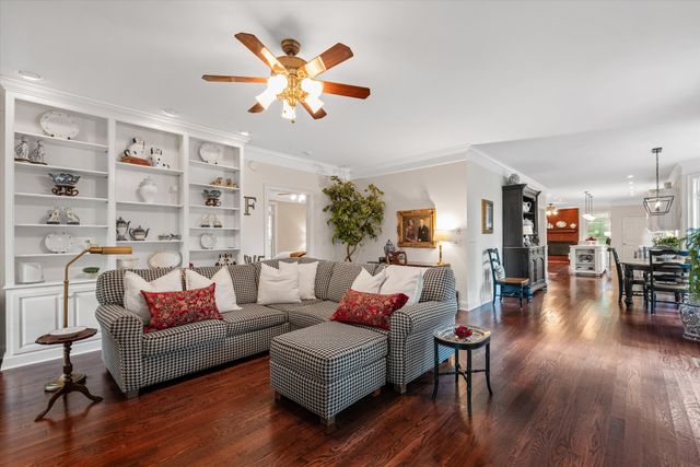 8487 Del Thomas Rd, Smyrna, TN 37167