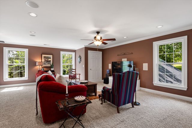8487 Del Thomas Rd, Smyrna, TN 37167