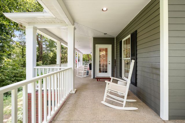 8487 Del Thomas Rd, Smyrna, TN 37167