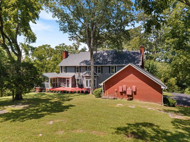 8487 Del Thomas Rd, Smyrna, TN 37167