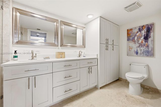 5380 N Ocean Drive 18B, Singer Island, FL 33404