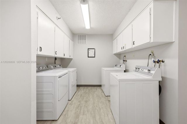 5380 N Ocean Drive 18B, Singer Island, FL 33404