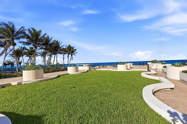 5380 N Ocean Drive 18B, Singer Island, FL 33404