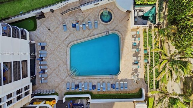 5380 N Ocean Drive 18B, Singer Island, FL 33404