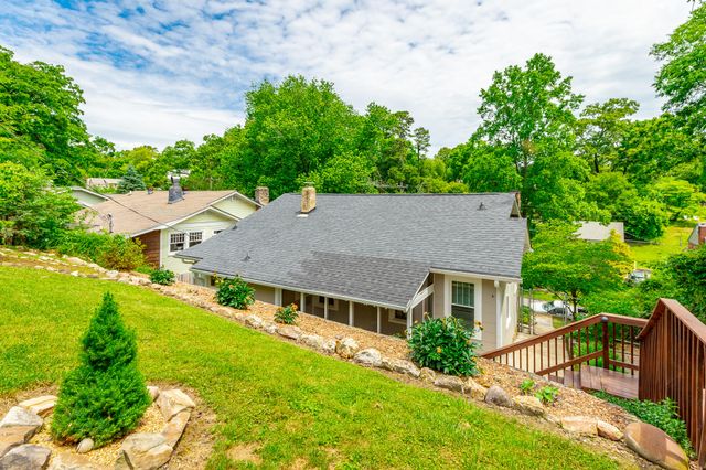 1112 Englewood Avenue, Chattanooga, TN 37405