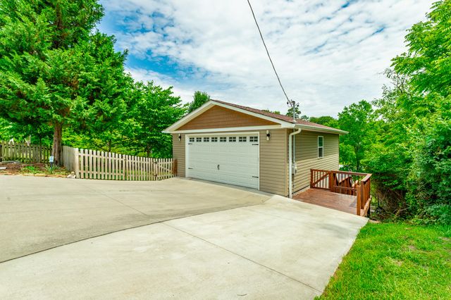1112 Englewood Avenue, Chattanooga, TN 37405