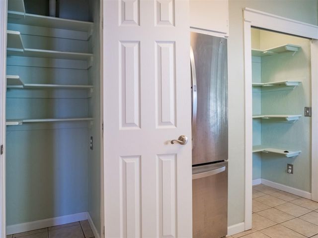 1910 SW B Ave, Lawton, OK 73501