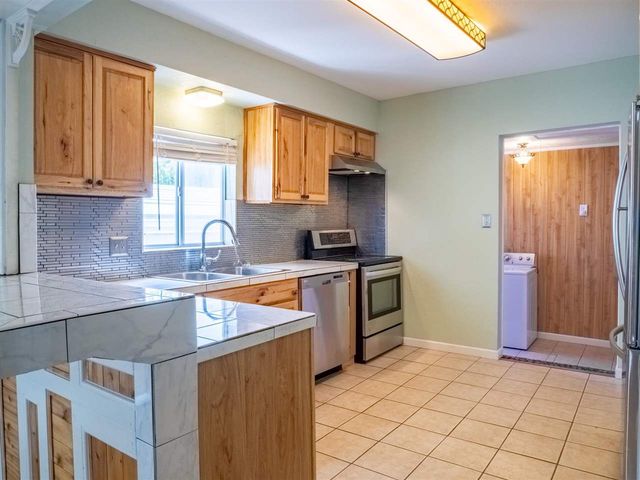 1910 SW B Ave, Lawton, OK 73501