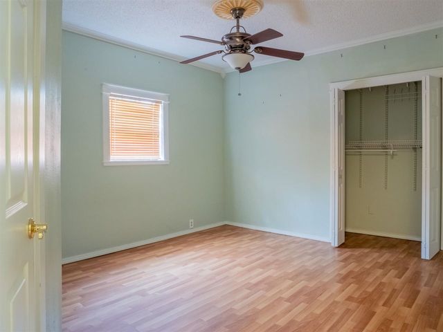 1910 SW B Ave, Lawton, OK 73501