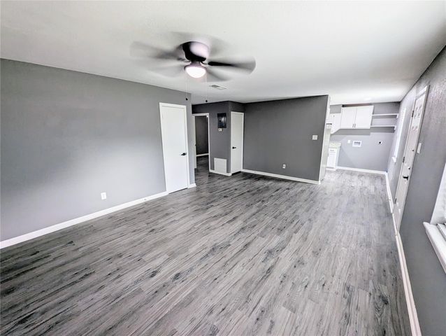 2015 Rosalee Street 4, La Marque, TX 77568