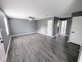 2015 Rosalee Street 4, La Marque, TX 77568