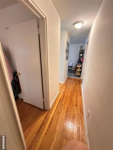 241 W Passaic Street 11A, Rochelle Park, NJ 07662