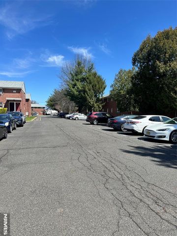 241 W Passaic Street 11A, Rochelle Park, NJ 07662