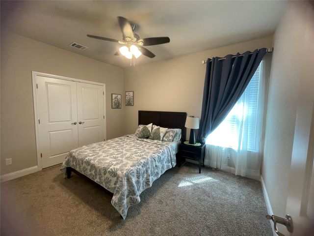 1100 Whispering Hill Drive, Mansfield, TX 76063