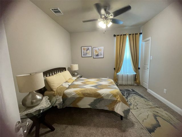 1100 Whispering Hill Drive, Mansfield, TX 76063