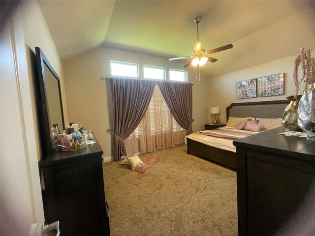 1100 Whispering Hill Drive, Mansfield, TX 76063