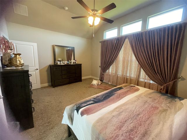 1100 Whispering Hill Drive, Mansfield, TX 76063