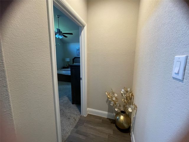 1100 Whispering Hill Drive, Mansfield, TX 76063