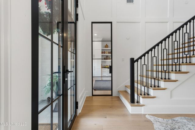 699 Savannah Estates Boulevard, Biloxi, MS 39532