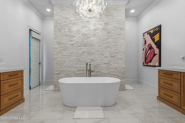 699 Savannah Estates Boulevard, Biloxi, MS 39532