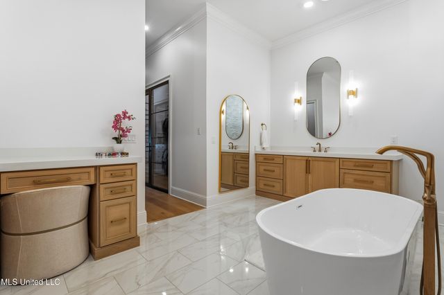 699 Savannah Estates Boulevard, Biloxi, MS 39532