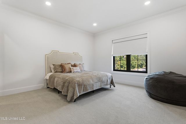 699 Savannah Estates Boulevard, Biloxi, MS 39532