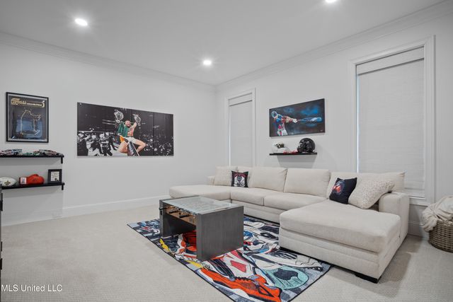 699 Savannah Estates Boulevard, Biloxi, MS 39532