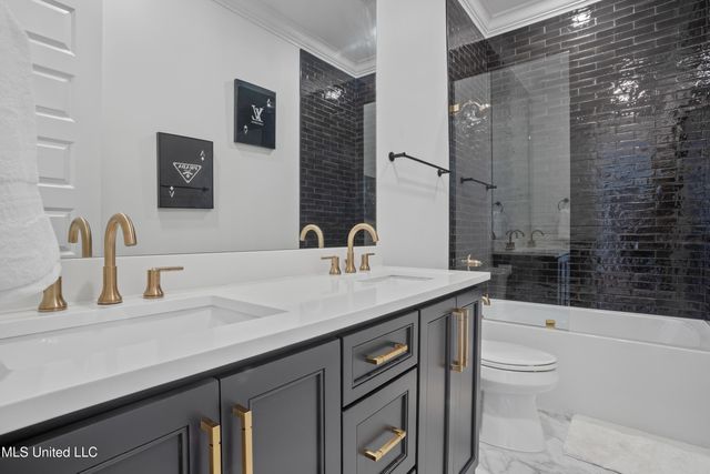 699 Savannah Estates Boulevard, Biloxi, MS 39532