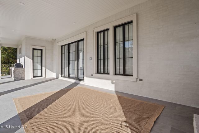 699 Savannah Estates Boulevard, Biloxi, MS 39532