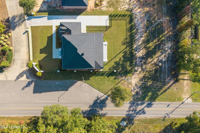 699 Savannah Estates Boulevard, Biloxi, MS 39532