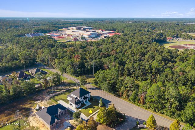 699 Savannah Estates Boulevard, Biloxi, MS 39532