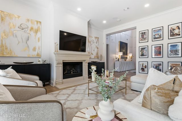 699 Savannah Estates Boulevard, Biloxi, MS 39532