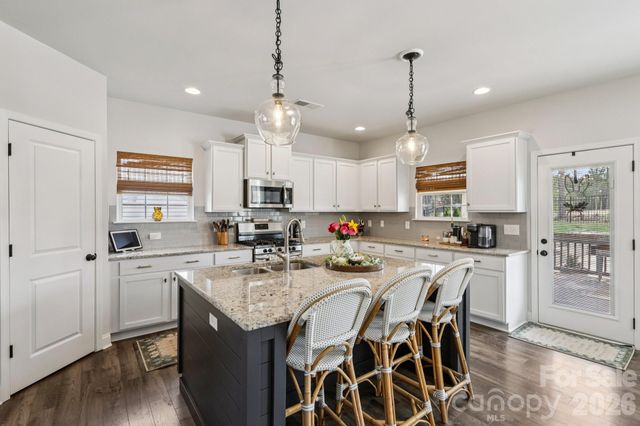 11832 Glenwood Drive, Locust, NC 28097