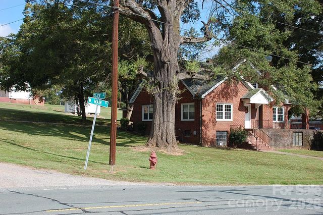 2124 W Main Street C, Albemarle, NC 28001