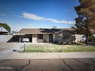 1650 W Campo Bello Drive, Phoenix, AZ 85023